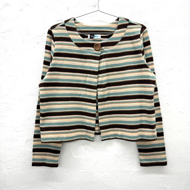 micmac 스트라이프 버튼 슬릿 니트 탑