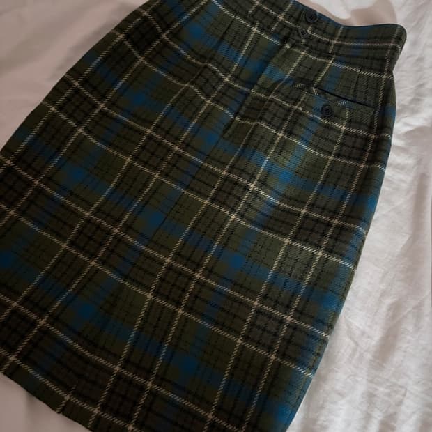 Lui’s chantant wool 100 mid skirt