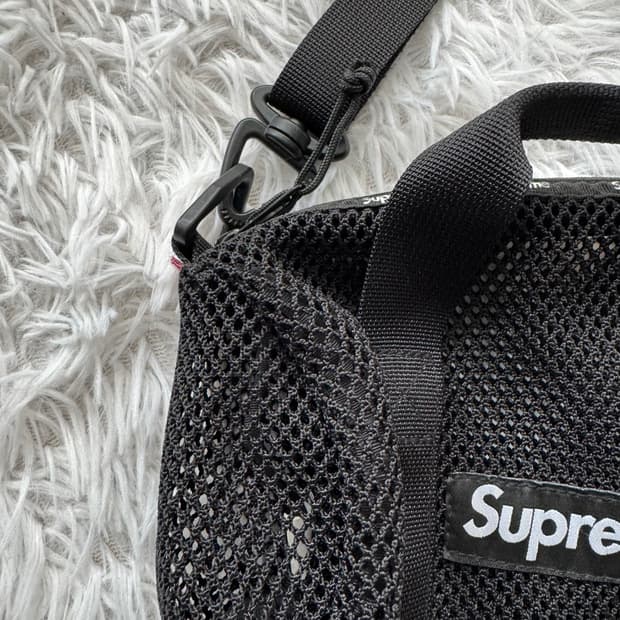 SUPREME 일본빈티지 슈프림 메쉬 미니 더플백 블랙 23ss 가방