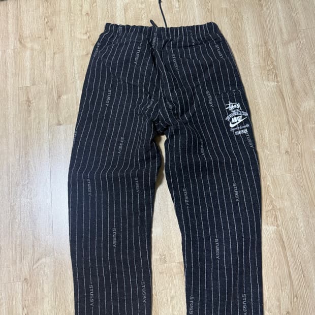 나이키 스투시 울 스트라이프 팬츠 M