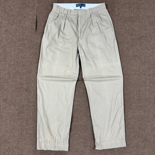 (32) Polo Ralph Lauren Chino Pants 
