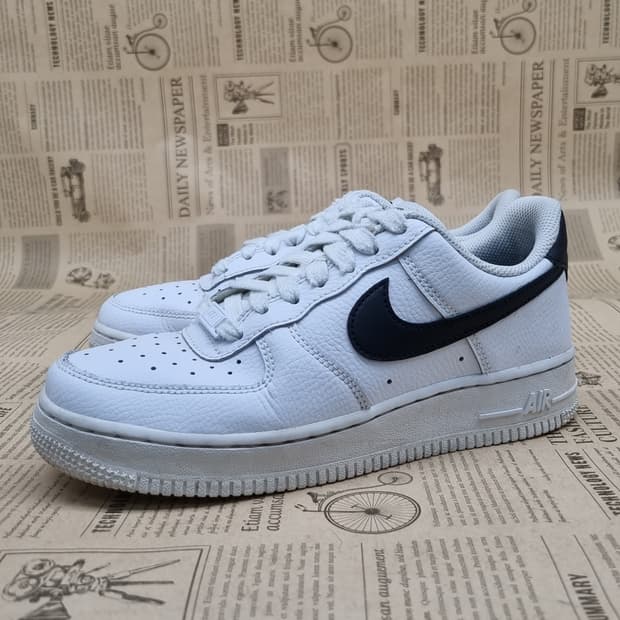 나이키 에어포스1 운동화 235