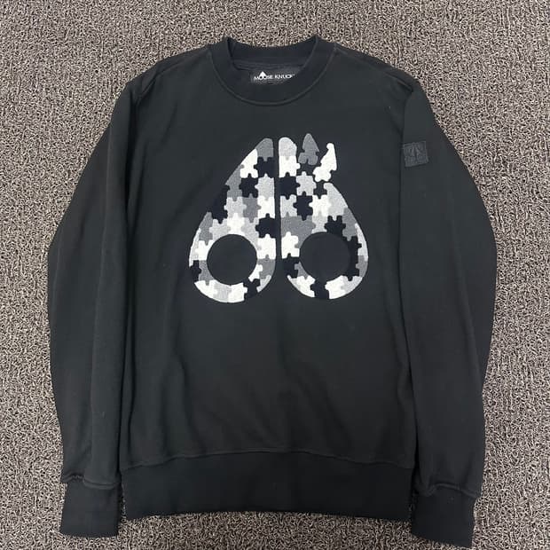 무스너클 맨투맨 블랙 S