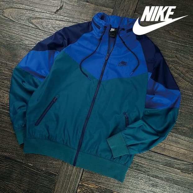 [나이키] 로고 프린팅 윈드러너 바람막이 자켓 M19575