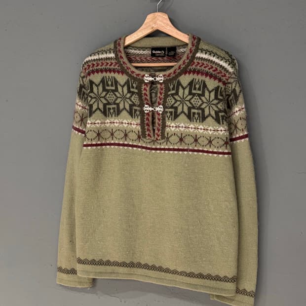 Guide Series 노르딕 버클 울 니트