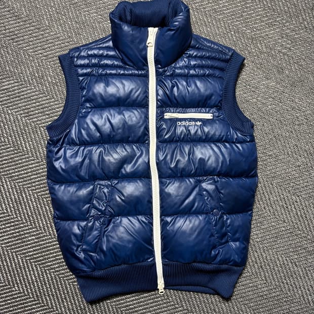 아디다스 오리지널 빈티지 네이비 패딩조끼(85)