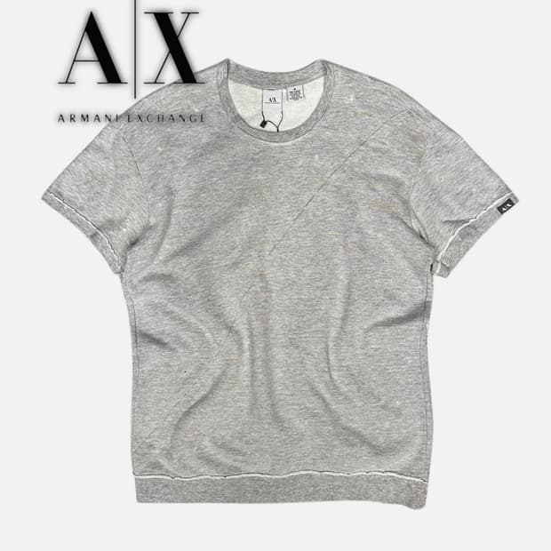 damage detail grey t-shirt