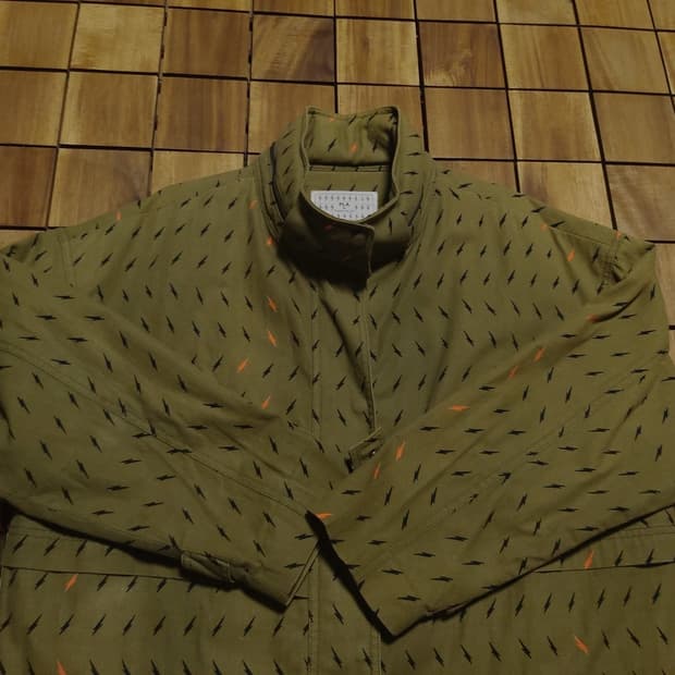 오버핏 플라스틱아일랜드 썬더 자켓