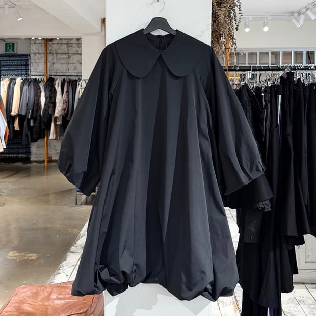 시몬 로샤 블랙 피터팬 카라 타페타 벌룬 드레스