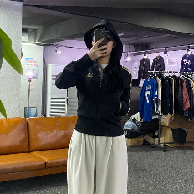 아디다스 오리지널 블랙 후드 져지 B3060