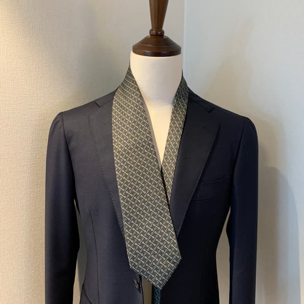 아이그너(AIGNER) 새상품급 명품넥타이 100실크 클래식정장  코디