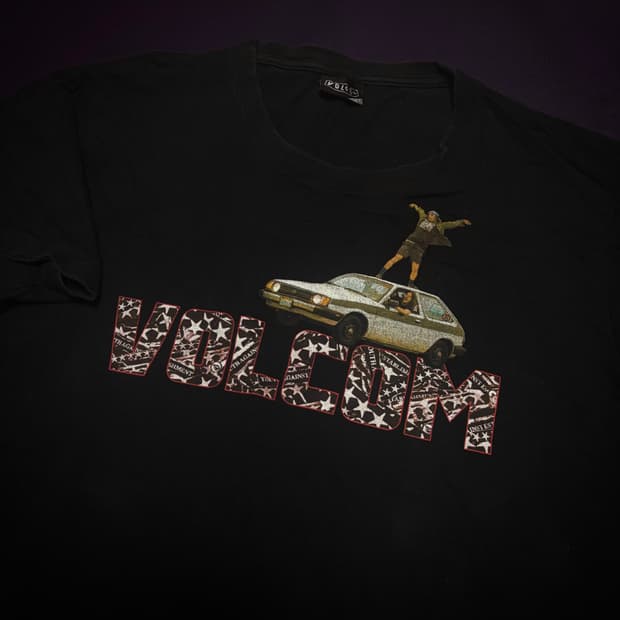 00s VOLCOM Graphic Tee