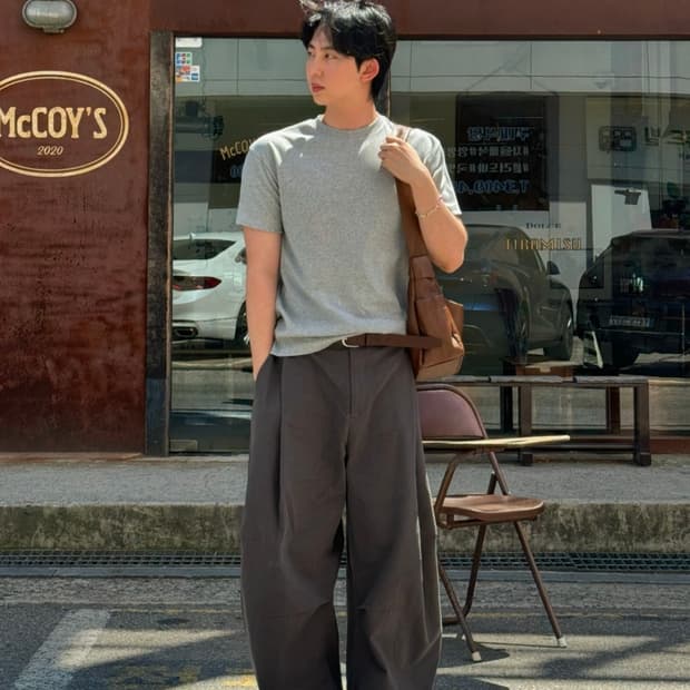 커브드 코튼 팬츠 판매합니다.