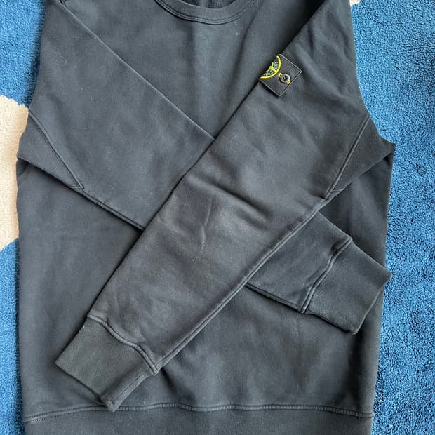 스톤아일랜드 맨투맨