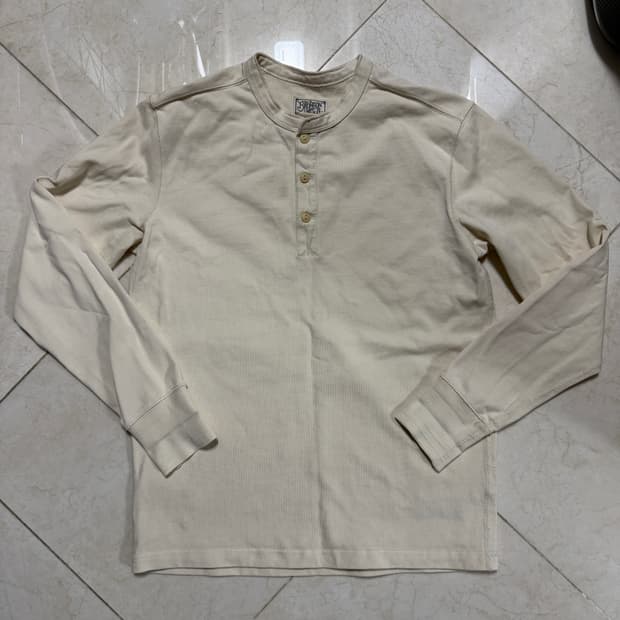 BRONSON 헨리넥 긴팔 티셔츠