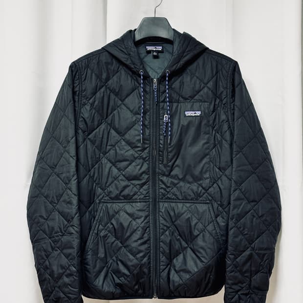 파타고니아 다이아몬드 퀼티드 봄버 후디 블랙 M