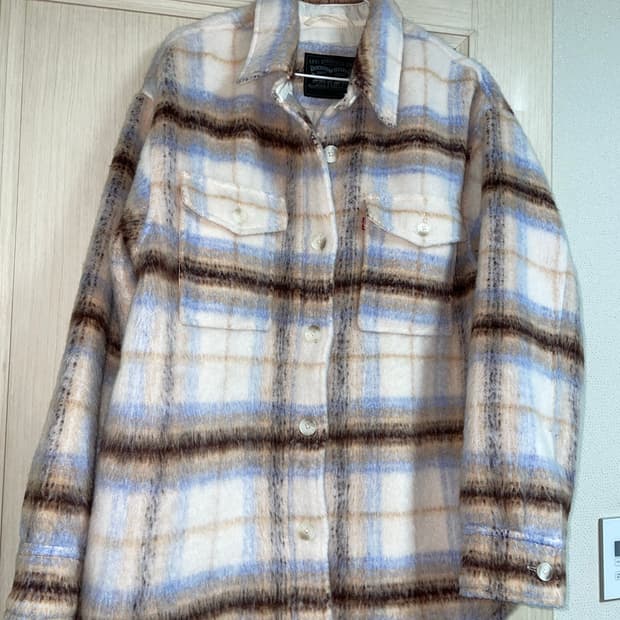 리바이스 로라 샤켓 L