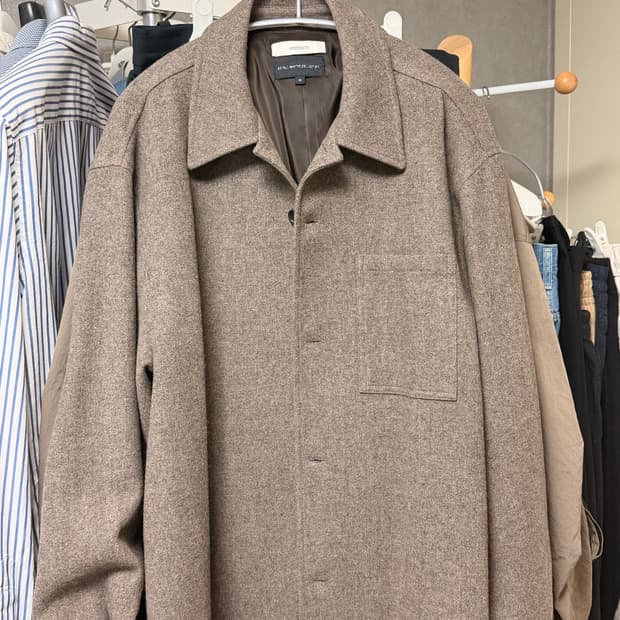 아모멘토 23fw 울셔츠 라이트 브라운