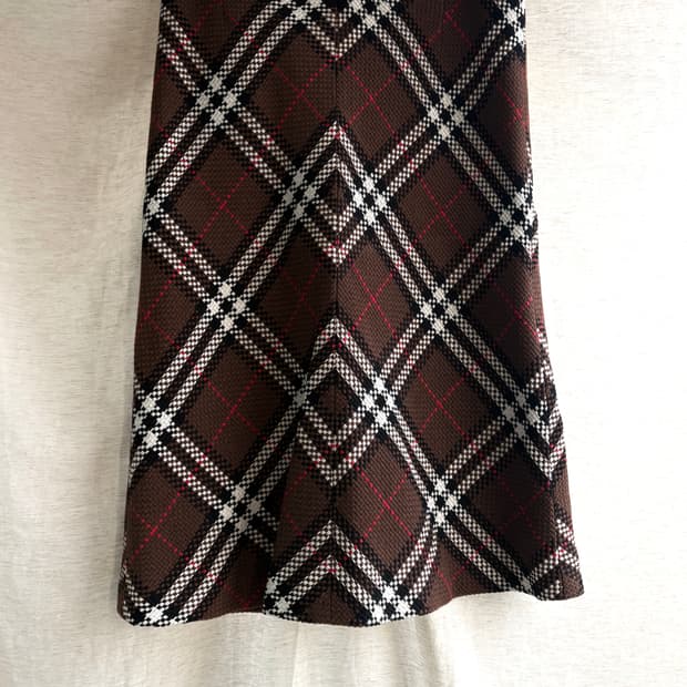 Burberry skirt 버버리 미디 스커트