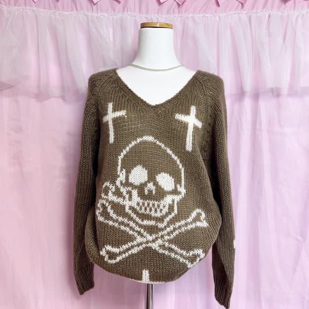 빈티지 펑크갸루 스컬 오프숄더 니트
