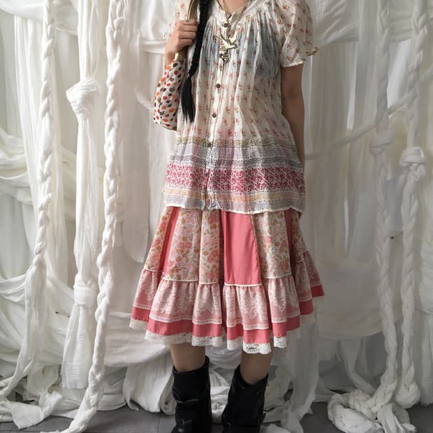 Flower pattern blouse