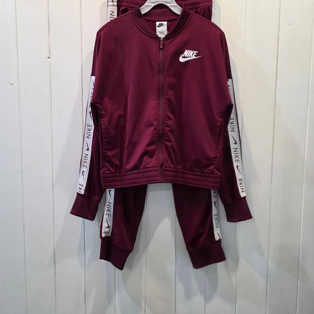 나이키 츄리닝세트 (여성/초등학생) "NIKE"