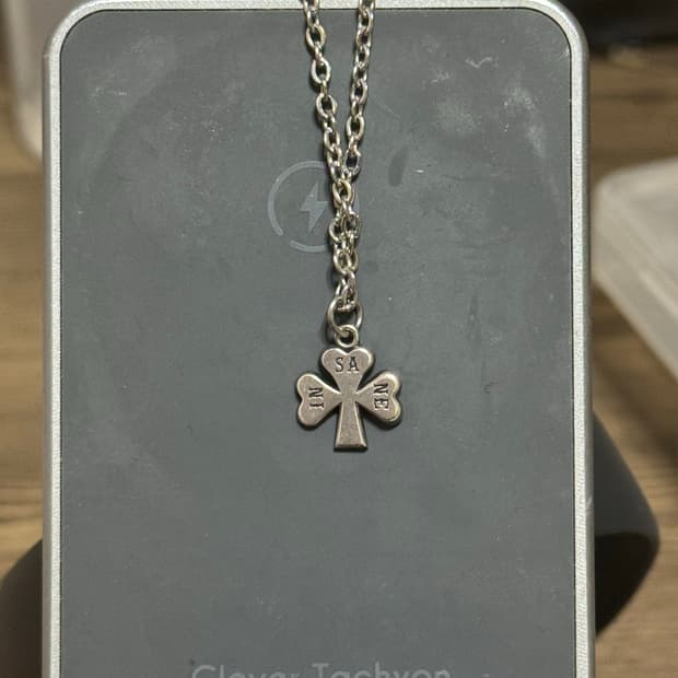 인세인개러지 클로버 목걸이