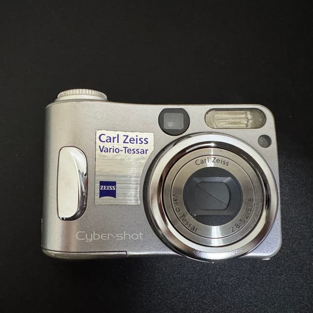 소니 DSC-S60 디카