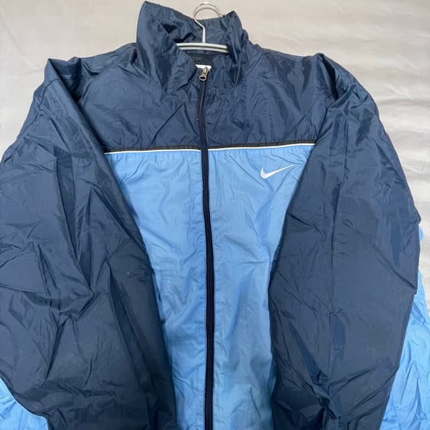 나이키 바람막이