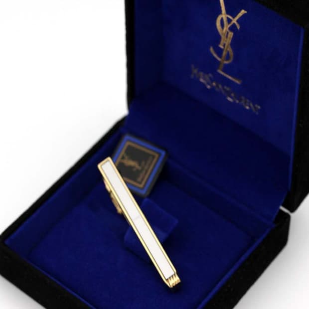 입생로랑 미사용 S등급 5.1cm 남자 명품 넥타이핀