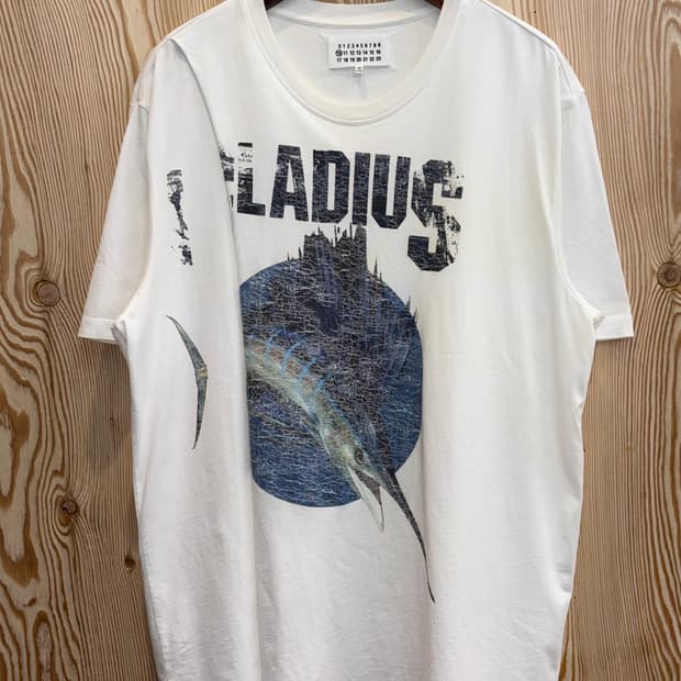 메종 마르지엘라 17SS 글라디우스 피쉬 워시드 반팔