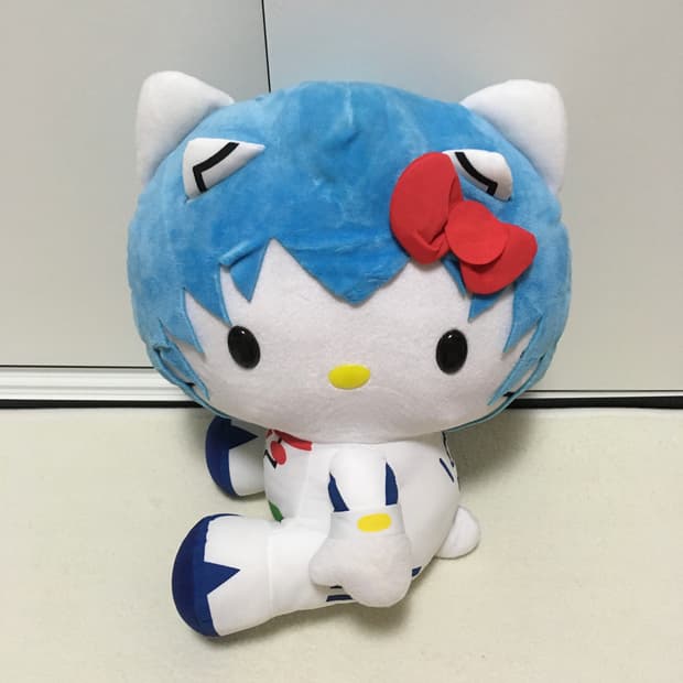 에반게리온 키티 인형