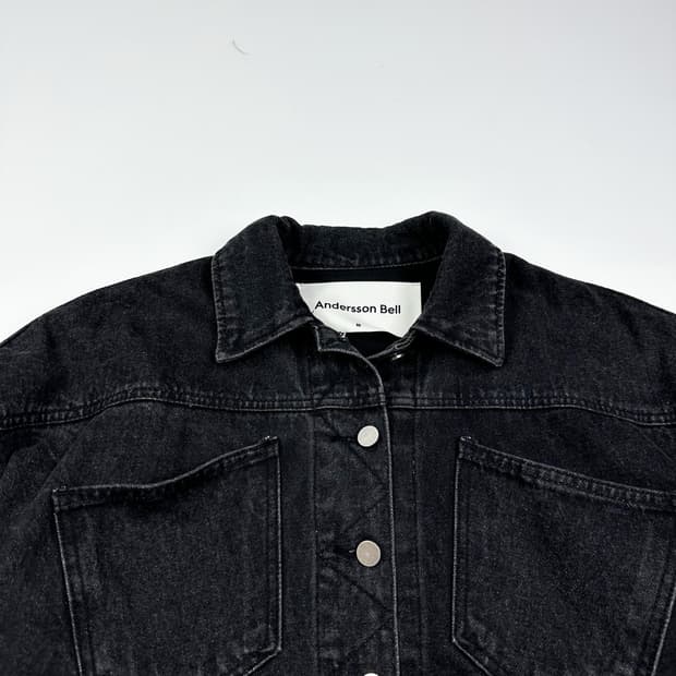 앤더슨벨 흑청 크롭 트러커 데님자켓 (M 여성추천)