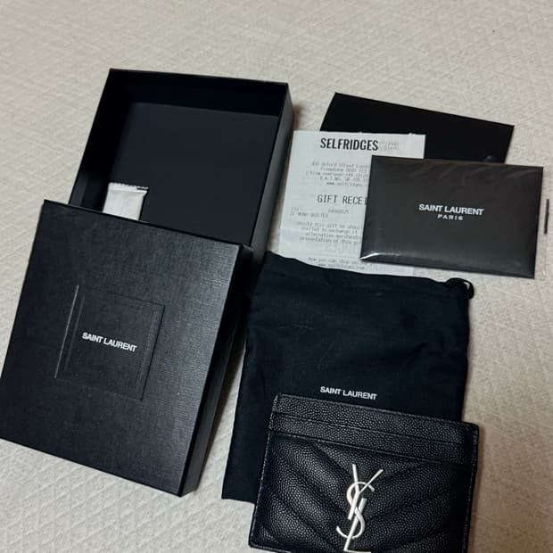 생로랑 모노그램 은장 블랙 카드지갑 풀박스