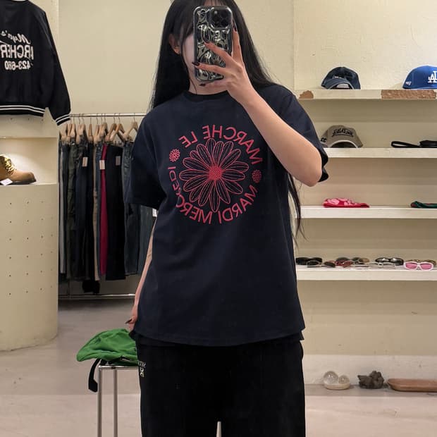 마르디 메크르디 플라워 그래픽 반팔 티셔츠 U1178