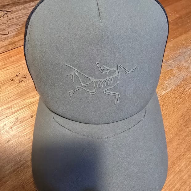 아크테릭스 버드 트러거 커브드 캡 카키 58