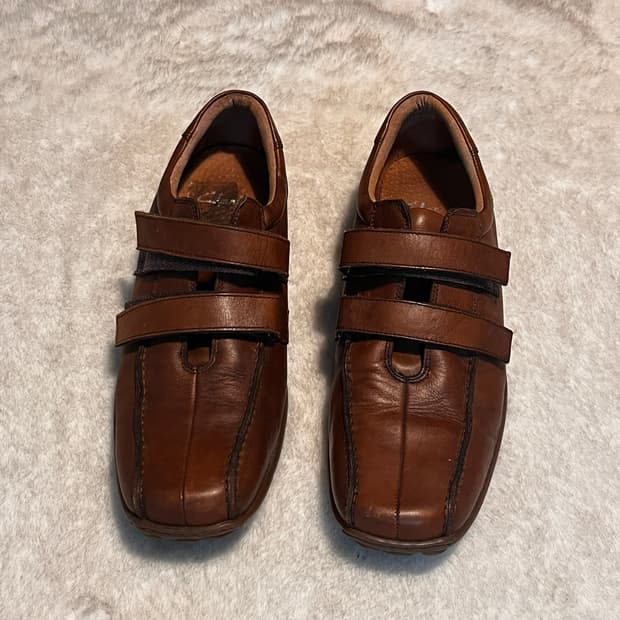 Clarks velcro leather shoes 280 