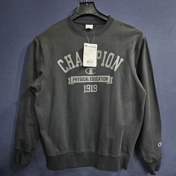 챔피온 프린팅 블랙차콜 남성 100 맨투맨 