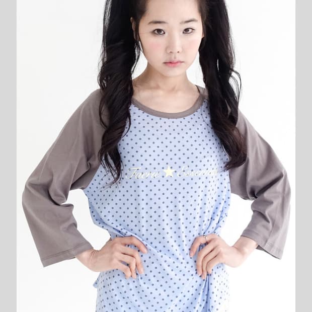 [F.E.E.S] dot raglan sleeve top
