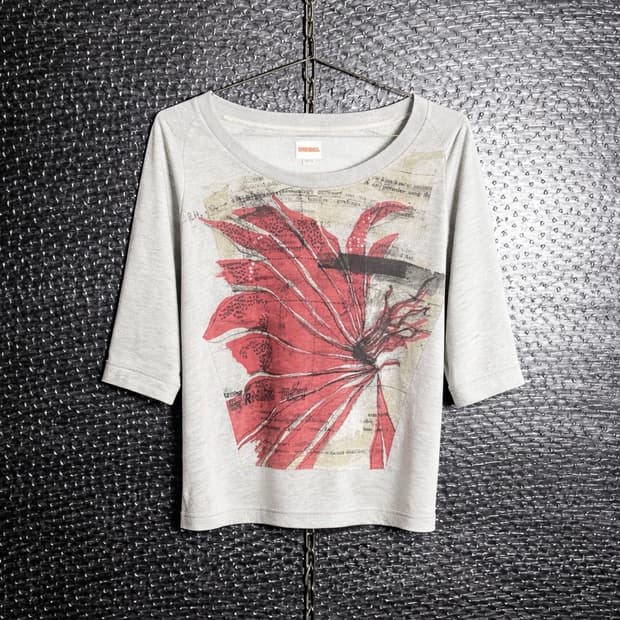 Diesel 레드플라워 크롭 스웻탑