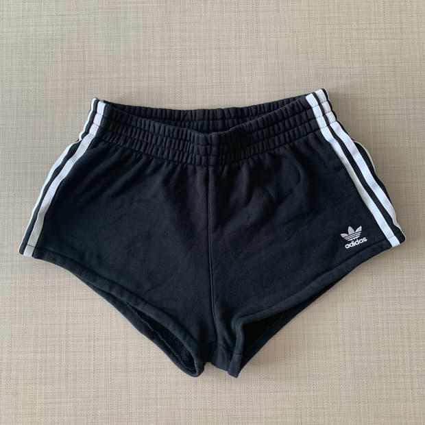 아디다스 아카이브 여성용 쇼츠