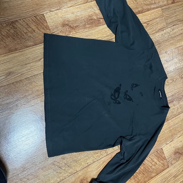 해칭룸 롱슬리브