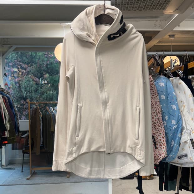 Bajra 비대칭 후드집업