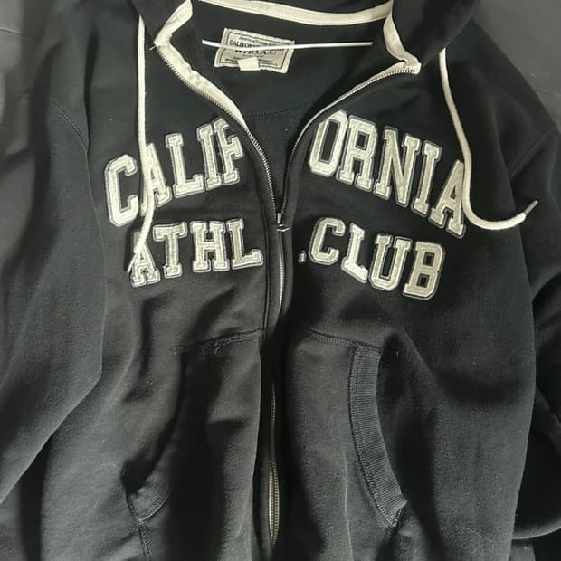 후아유 후드집업