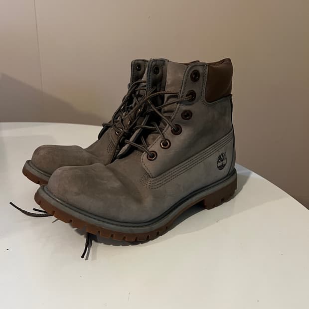 팀버랜드 6인치 프리미엄 워터프루프 스틸스레이