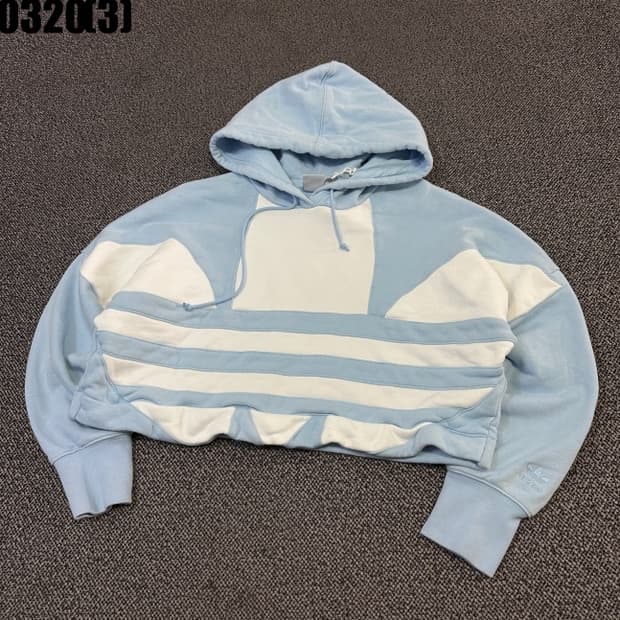 아디다스 크롭 후드티