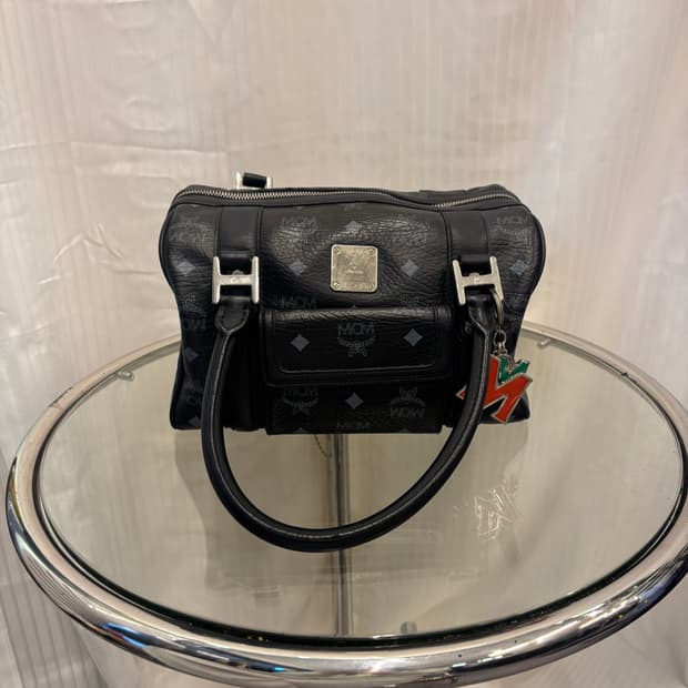 정품 MCM 비세토스 네이비 토트백 