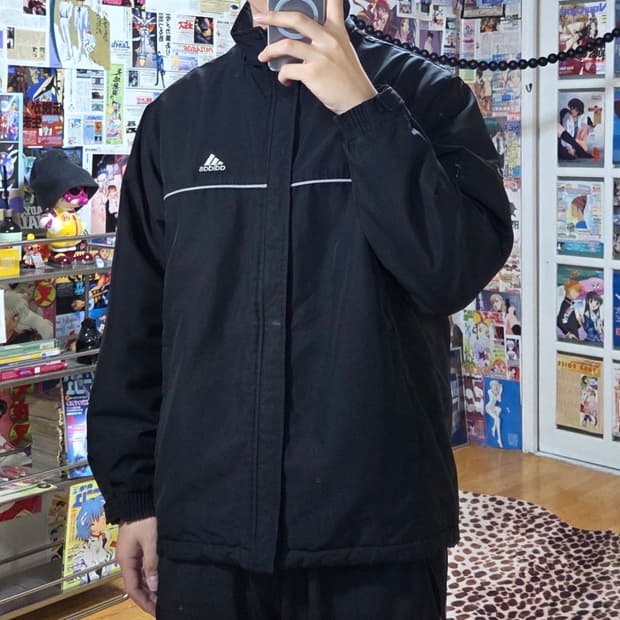 아디다스 올드스쿨 블랙 누빔 점퍼