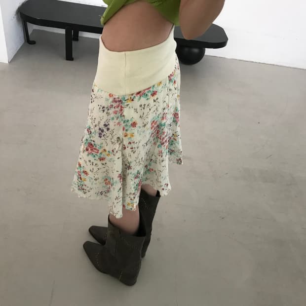 vintage flower pattern skirt