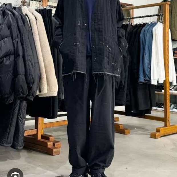 안셀름 패디드 퀼팅 논 카라 자켓